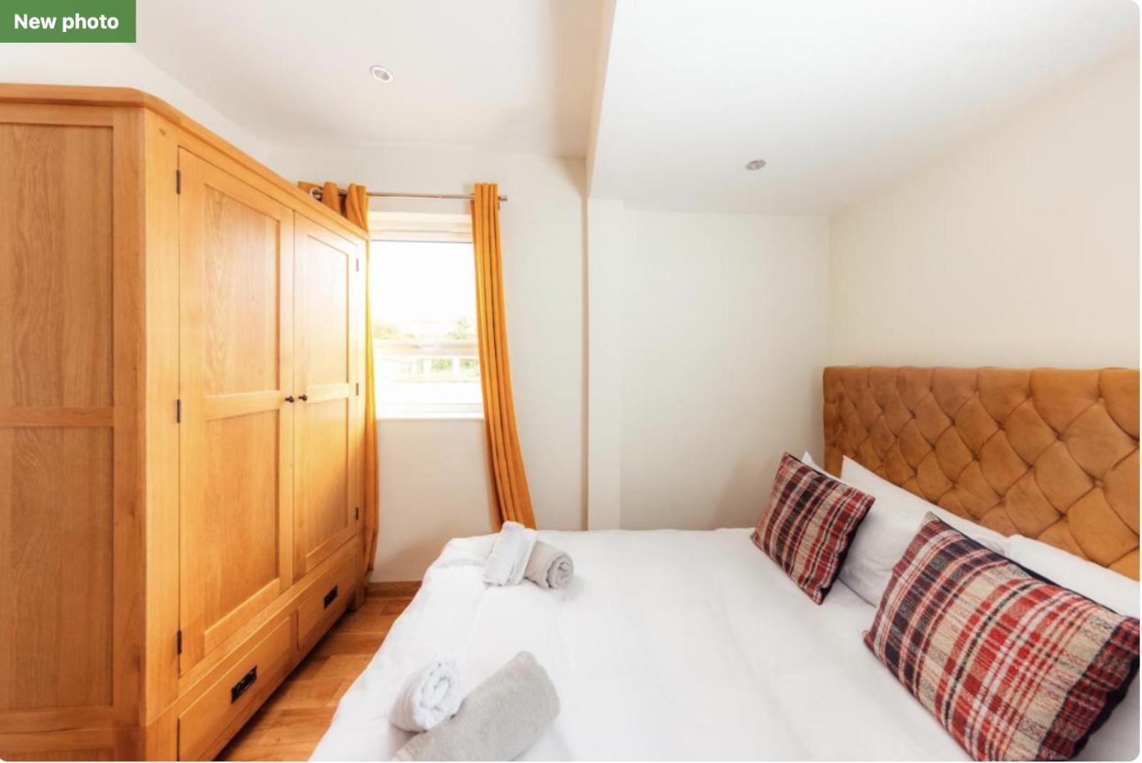 Luxury Cottage With Stunning Views Near Fairy Pools - School House 3 Carbost  Exterior photo